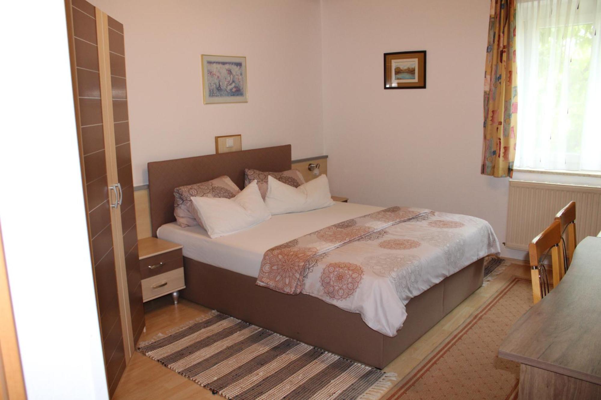 Ferienwohnung Und Gaestezimmer Gaspar Halbenrain Ngoại thất bức ảnh