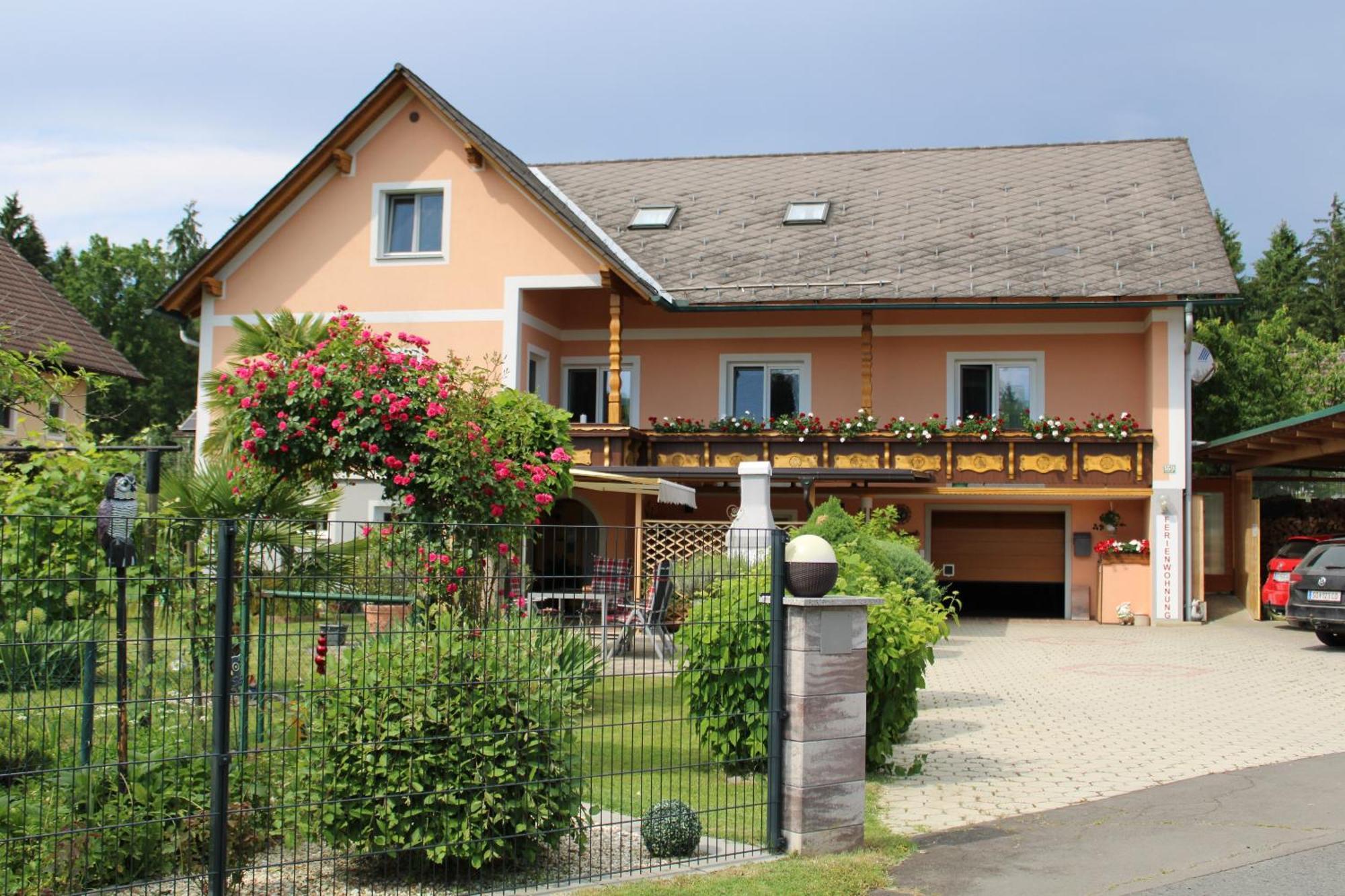 Ferienwohnung Und Gaestezimmer Gaspar Halbenrain Ngoại thất bức ảnh